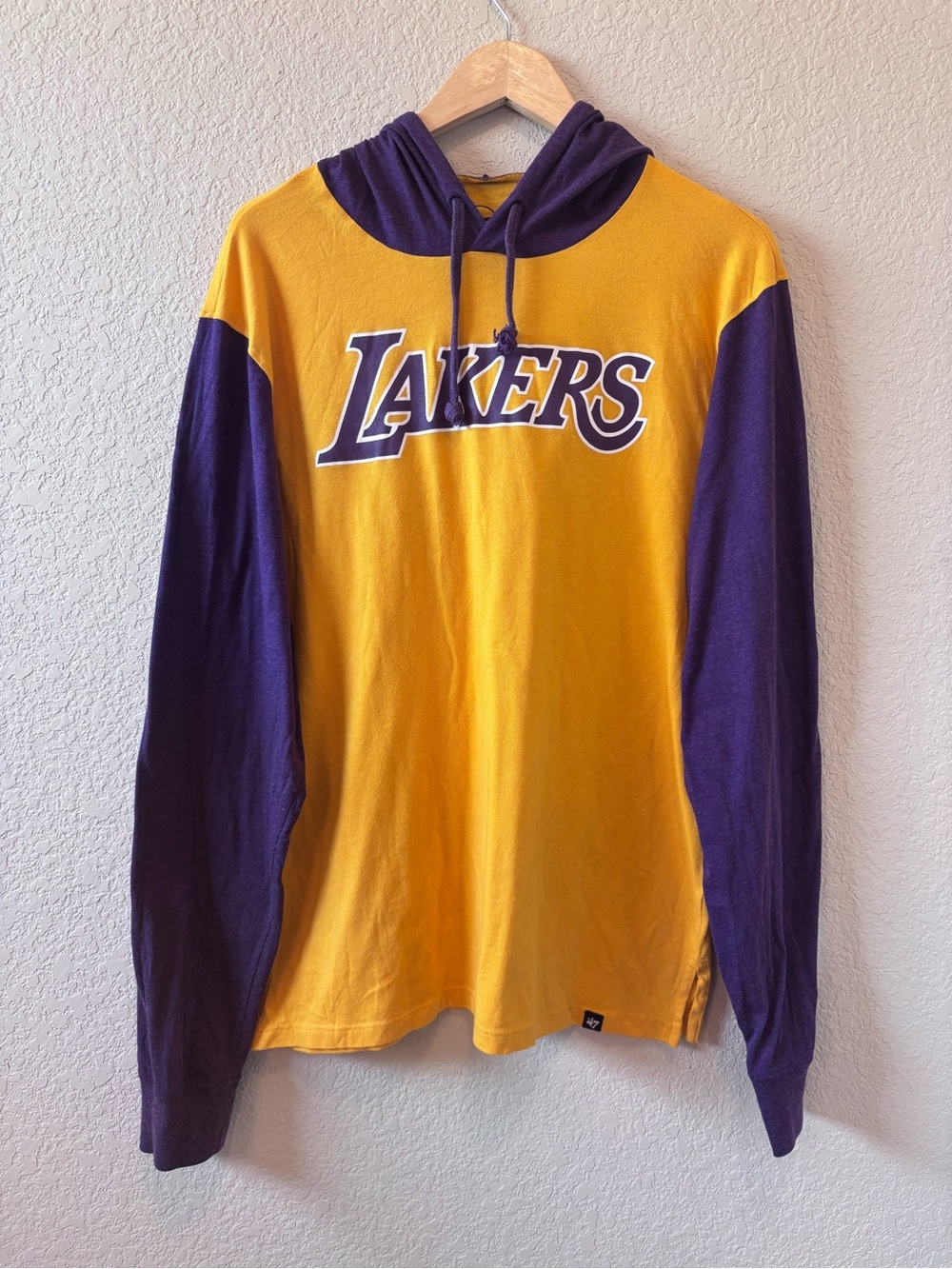 Lakers 47 Pullover Hoodie Shirt - Gold & Purple Mens Large